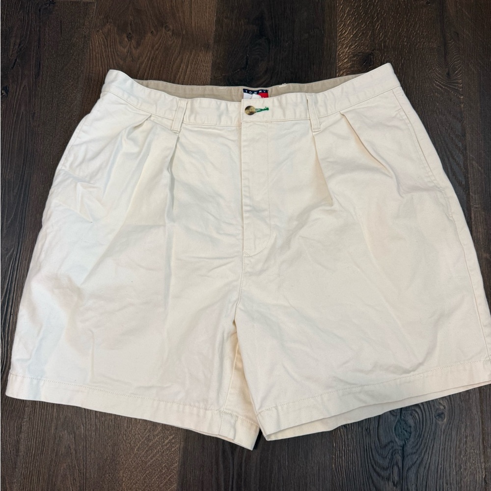 Vintage Tommy Hilfiger pleated chino Shorts